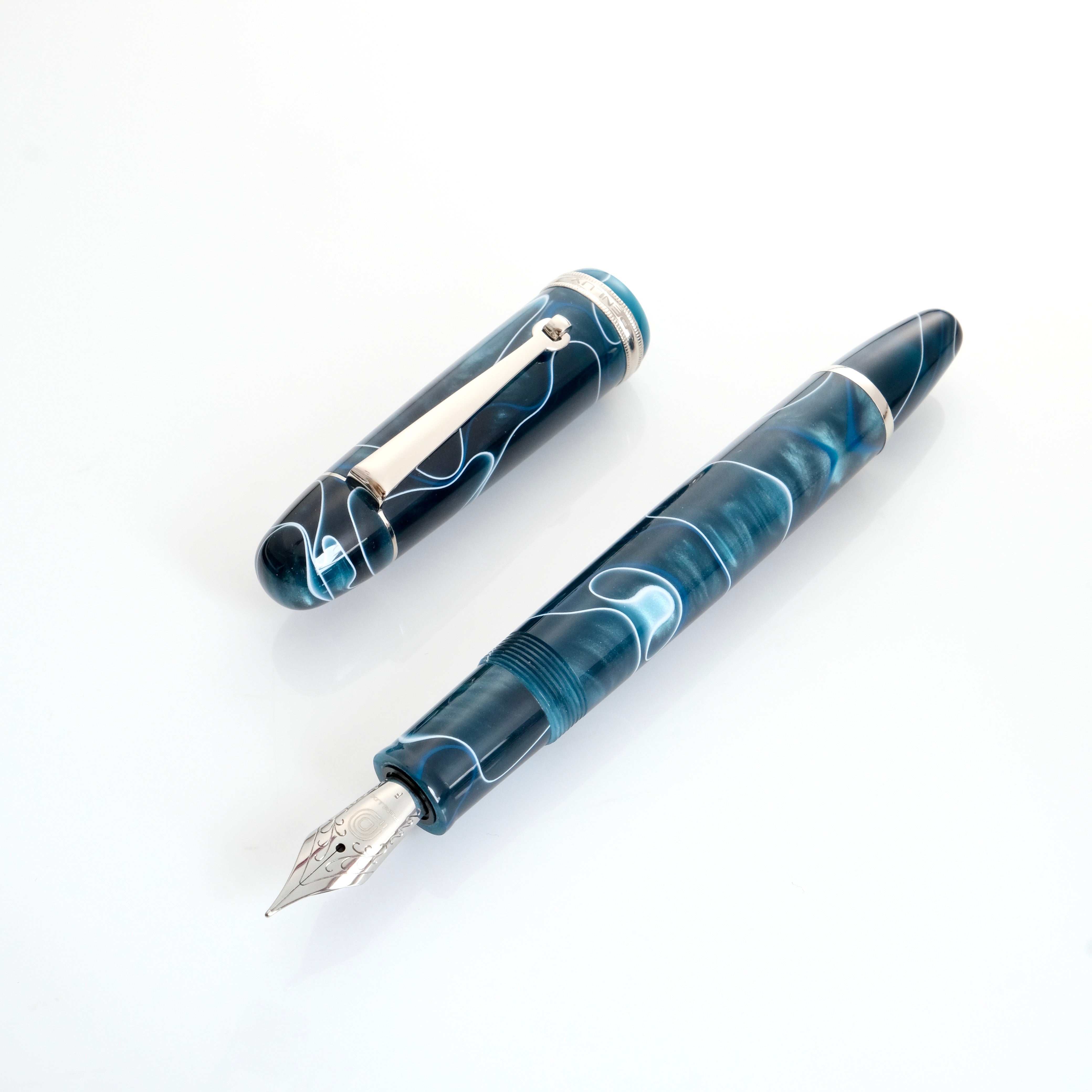 Blue store and White Swirl Fountain Pen